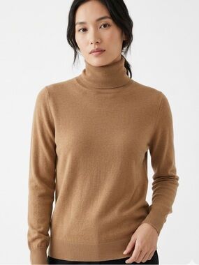 H&M Merino Wool Blend Turtleneck Size XS  | Neutral Capsule Essential |
